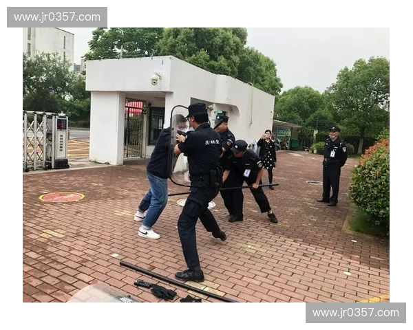 以快速回防为核心构建高效协同防守与整体攻防转换体系的新思路